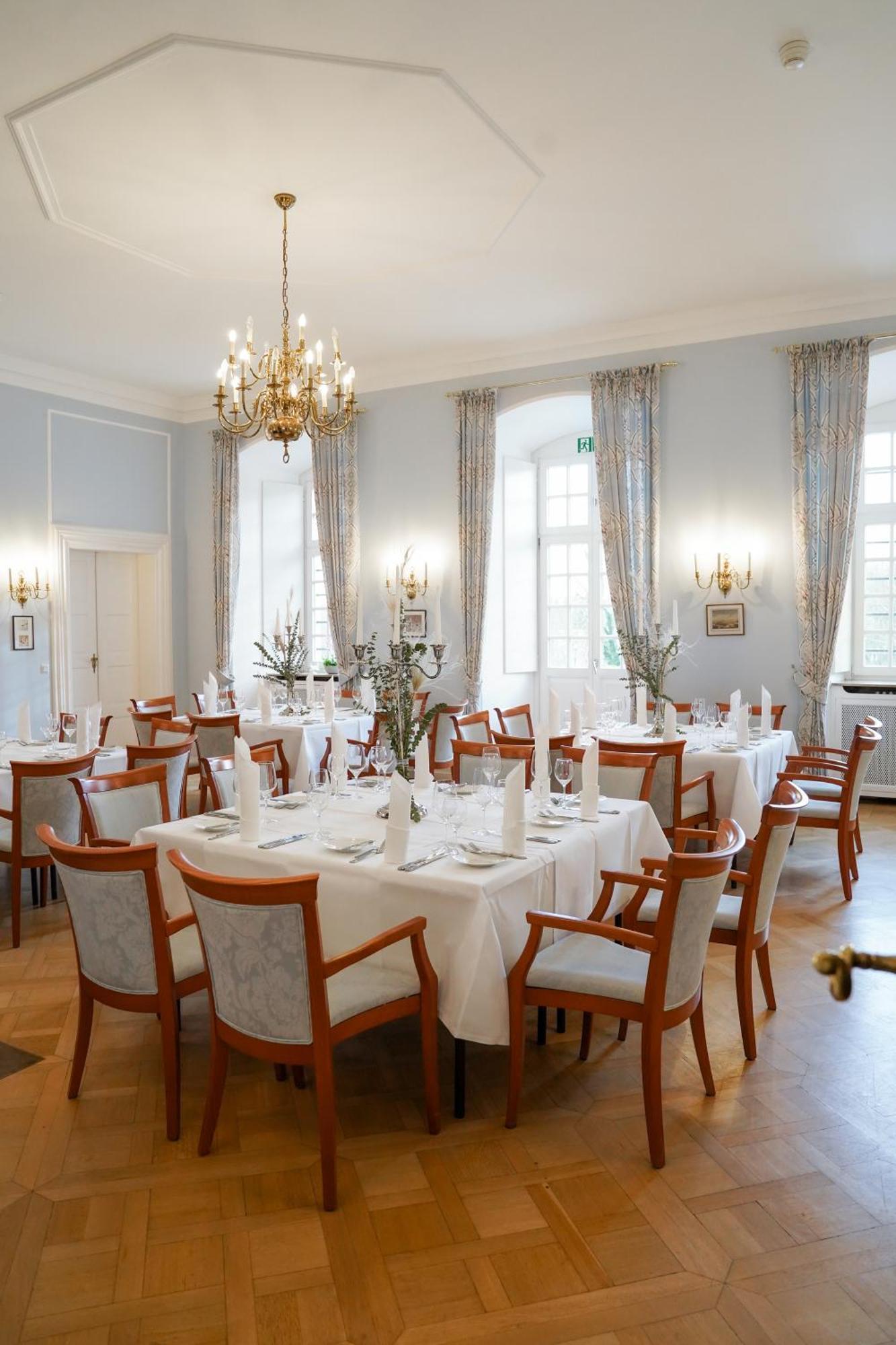 Hotel Schloss Hoehnscheid Бад-Арользен Екстер'єр фото