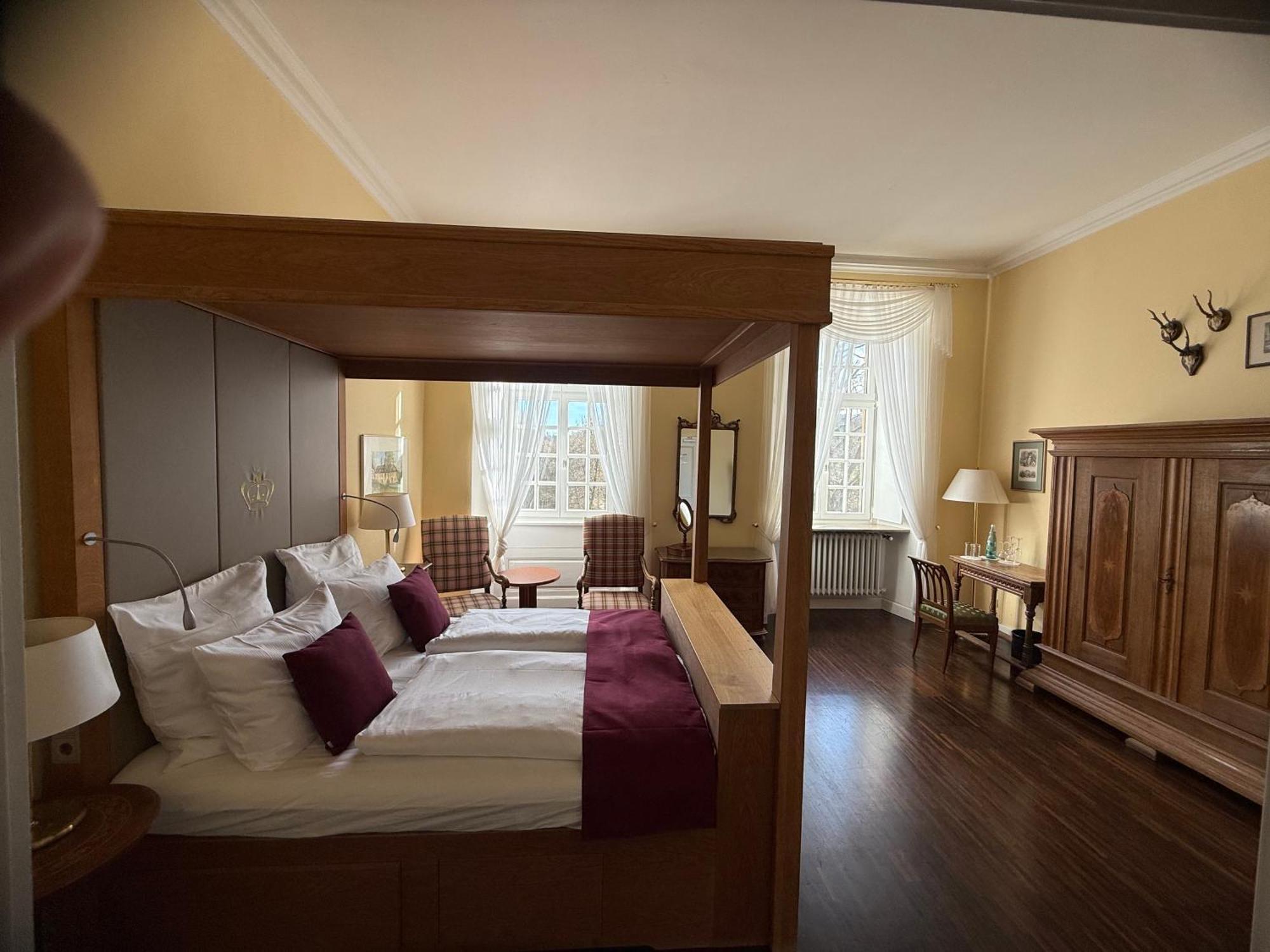 Hotel Schloss Hoehnscheid Бад-Арользен Екстер'єр фото